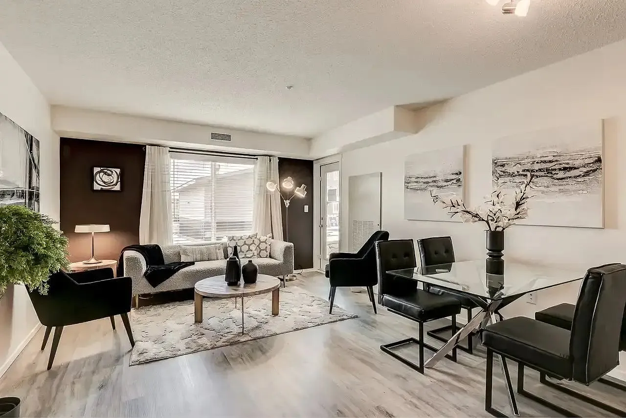 model - 3509 James Mowatt Trail SW — Photo 2