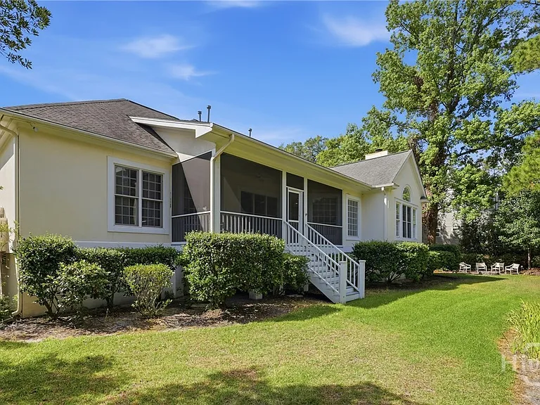 Palm Grove Ct — Photo 32