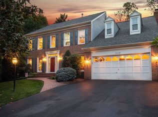 13812 S Springs Dr, Clifton, VA 20124