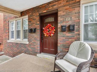 858 Nottingham Rd, Grosse Pointe Park, MI 48230