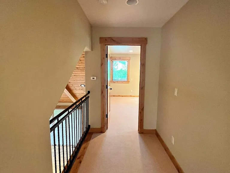 56 Beesley Ln — Photo 22