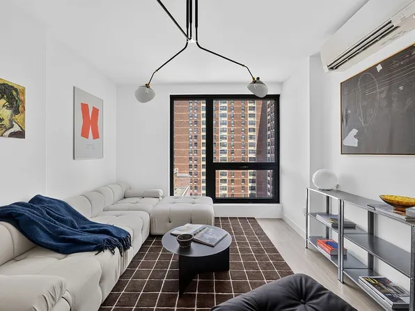 308 W 133rd St APT 8D, New York, NY 10030
