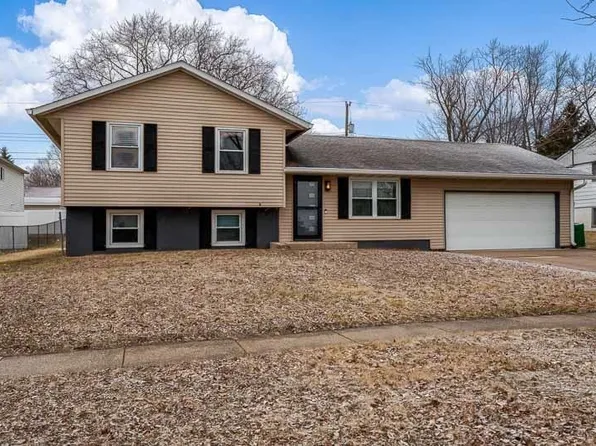 1927 Burton St, Beloit, WI 53511