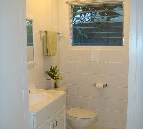 Very large bathroom with plenty of storage