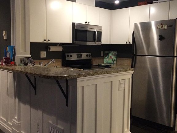 2nd image of 323 Queen Anne Ave N APT 204