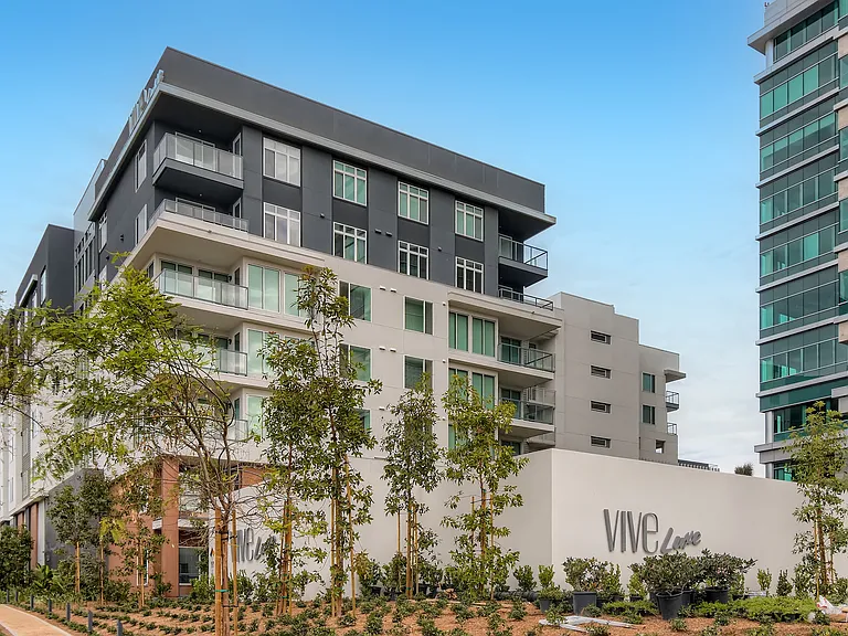 Vive Luxe, San Diego, CA, Exterior