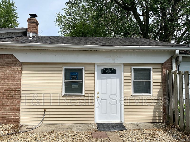 1st image of 9 S Galeston Ave