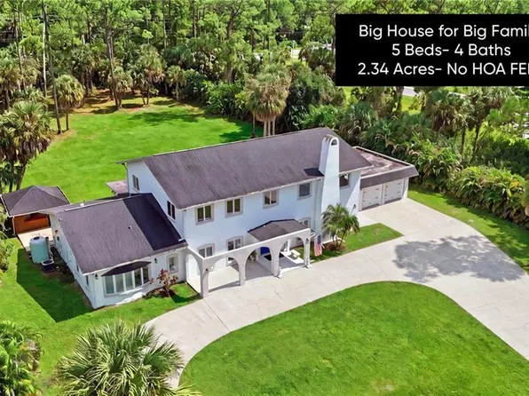 130 1st ST NW, NAPLES, FL 34120