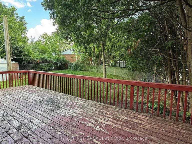 453 Castlegrove Blvd #UPPER — Photo 24