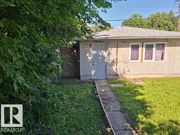 4th image of 9504 63rd Ave NW