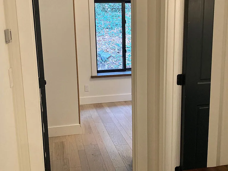 385 Beaverdam Rd — Photo 8
