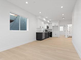 216 E 29th St, Los Angeles, CA 90011