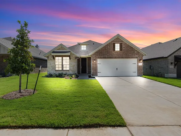 3524 Columbus St, Gainesville, TX 76240