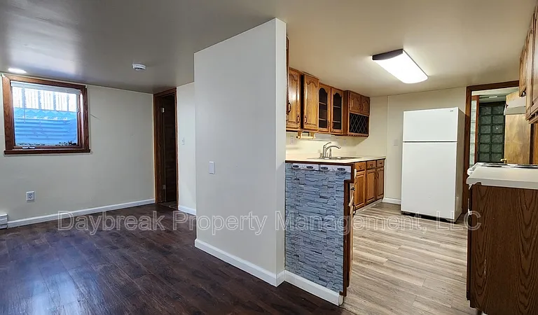 1117 2nd Ave S #1 — Photo 6