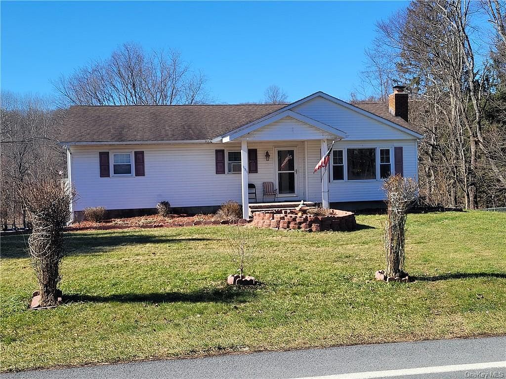 131 Forest Road, Wallkill, NY 12589 Zillow