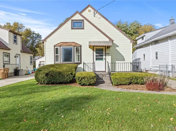 158 Wellworth Pl, Cheektowaga, NY 14225
