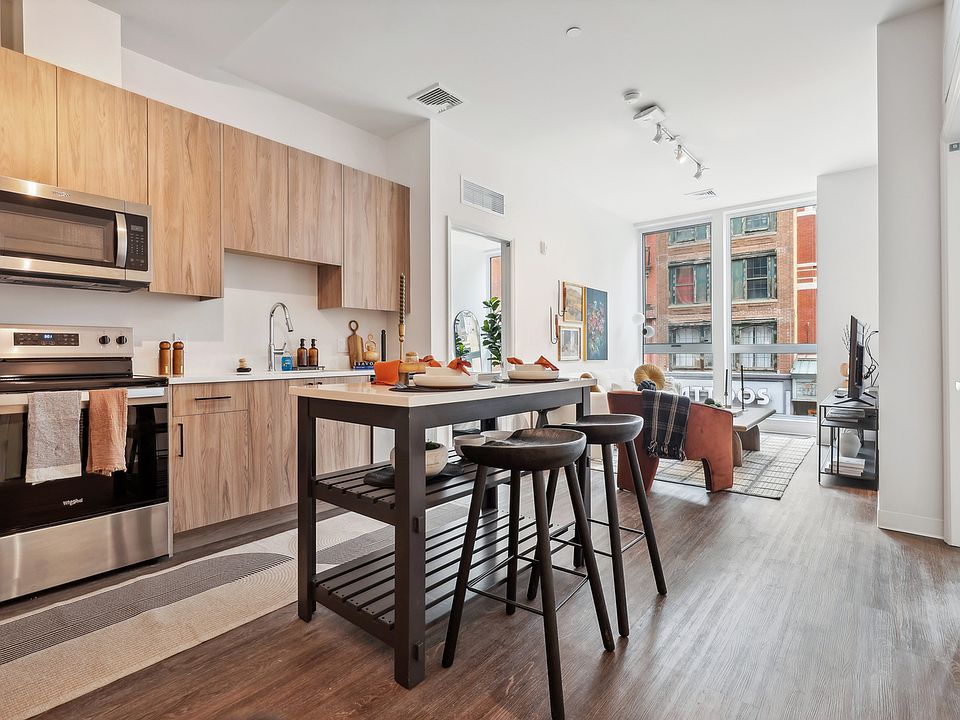 1st image of 848 Chapel St #1-716