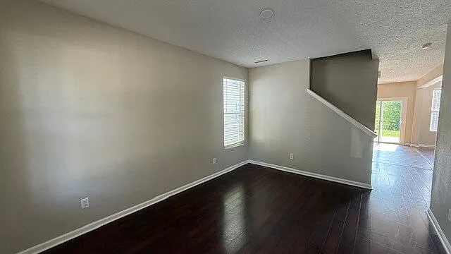 4123 Candy Apple Blvd — Photo 4