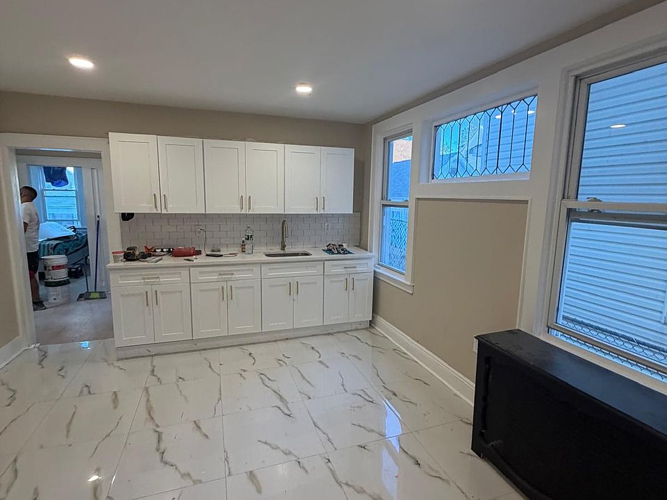 1st image of 105 N 10th St #1A