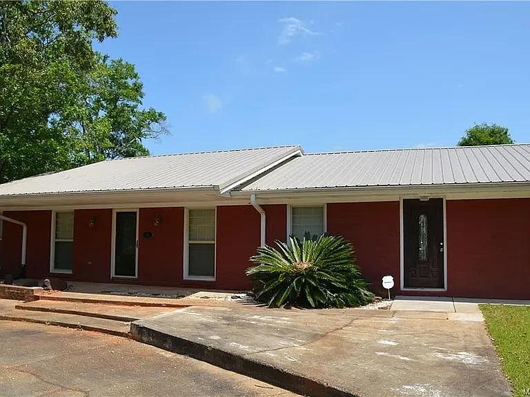 46 Richardson Dr #B — Photo 2