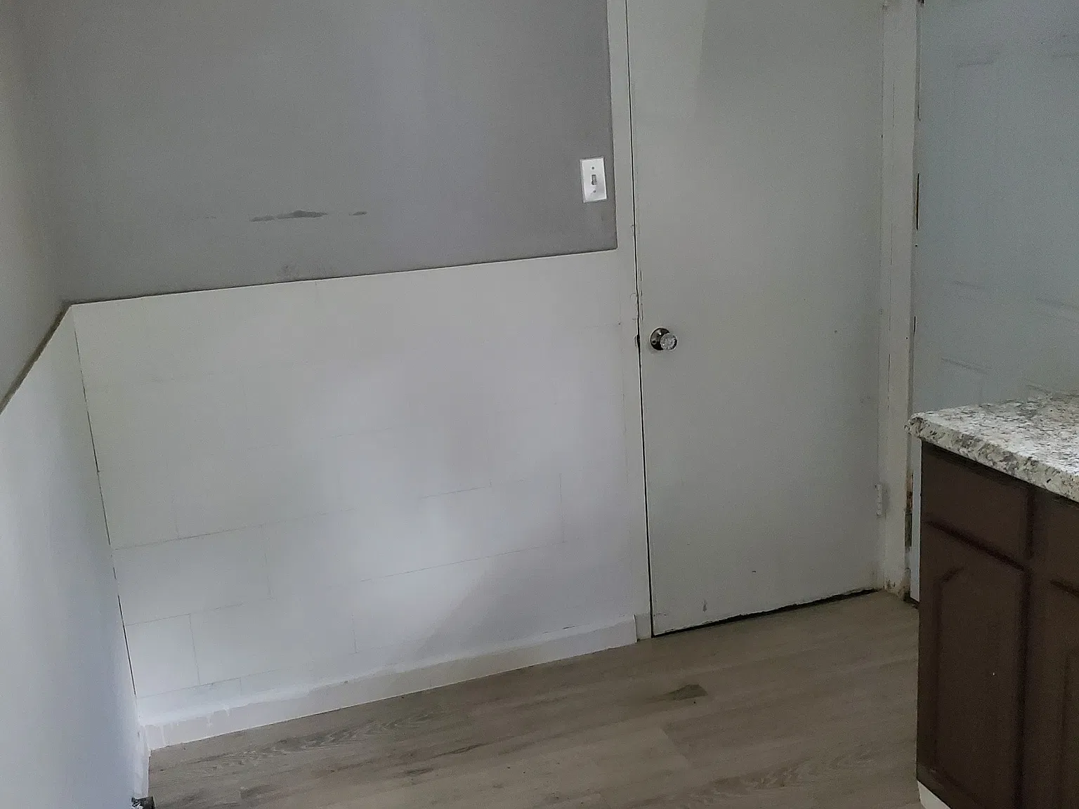 2 bed, 1000 sqft, $1,200 — Photo 4