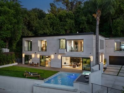 3208 Oakley Dr, Los Angeles, CA, 90068