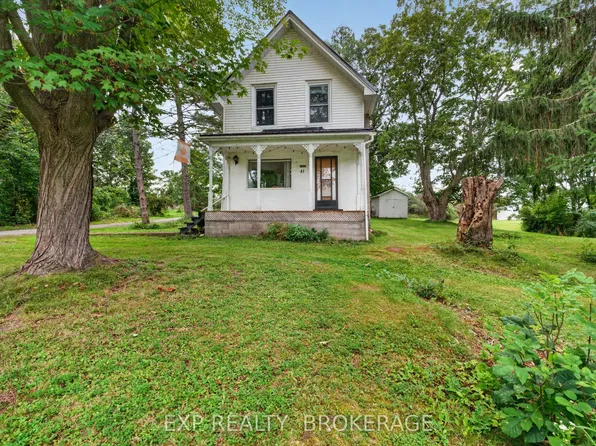 41 Cross St, Frontenac Islands, ON K0H 2Y0