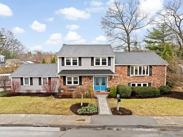 4 Cherry Ln, Braintree, MA 02184