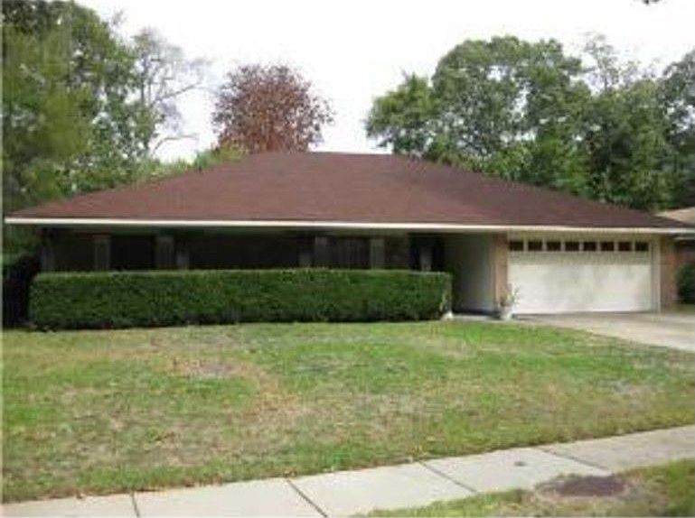 1st image of 8801 Bayonne Dr