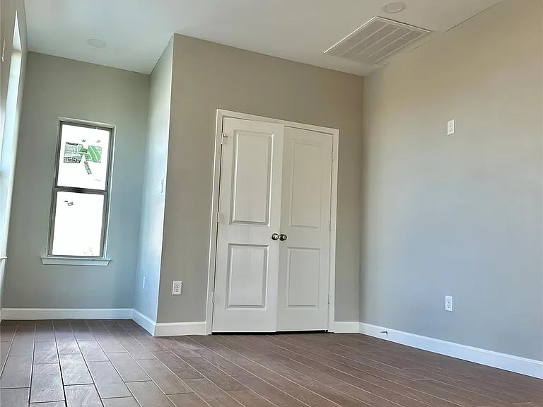 8321 Coma St — Photo 16