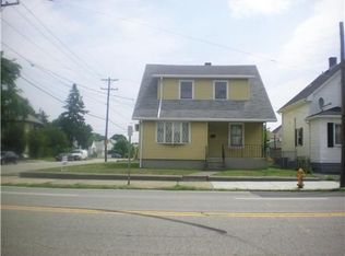 1329 Newport Ave, Pawtucket, RI 02861