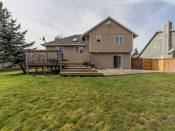 4th image of 2317 19th Street Pl SE