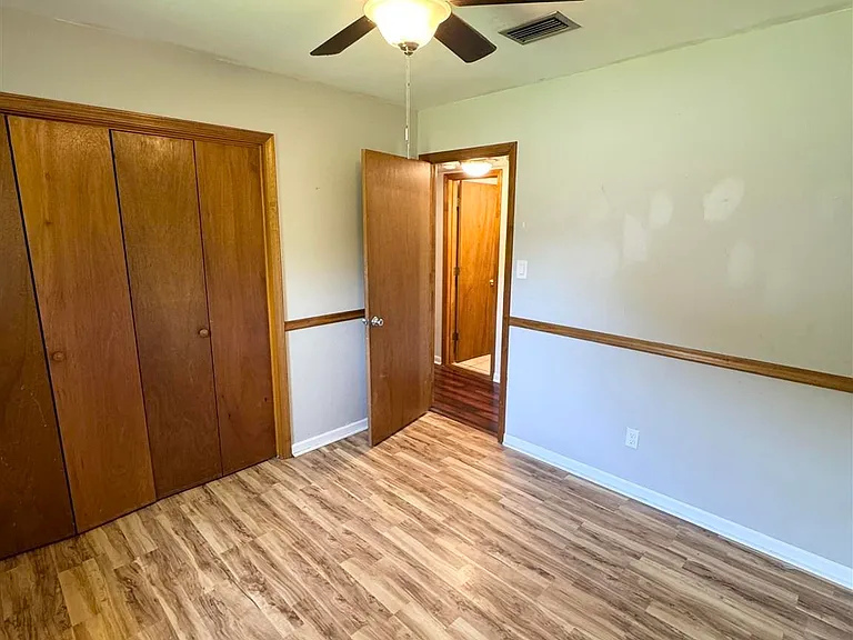 4541 Marseille Dr — Photo 8