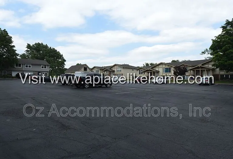1428 NW 64th Ter — Photo 6