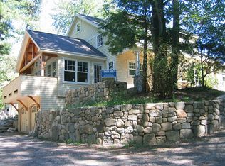 10 Hillcroft Rd, Wellesley, MA 02482