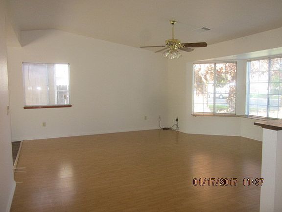 2nd image of 2311 W Prospect Ave