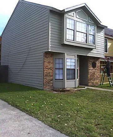 1368 Old Jamestown Ct — Photo 2
