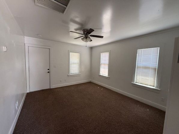 243 W Firebaugh Ave, Exeter, CA 93221