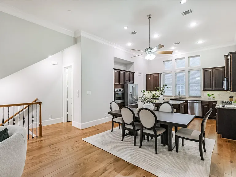 3907 Austin St — Photo 13