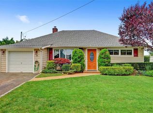 47 Polo Rd, Massapequa, NY 11758