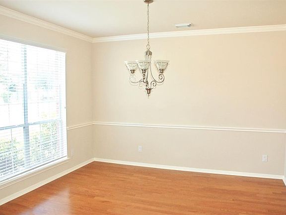 4th image of 21726 Cozy Hollow Ln