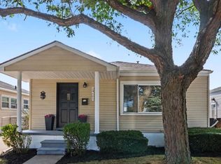 24605 Brittany Ave, Eastpointe, MI 48021