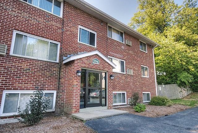 Cohasset Place in Worcester, MA