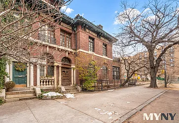 811 Riverside Drive  image 1 of 7