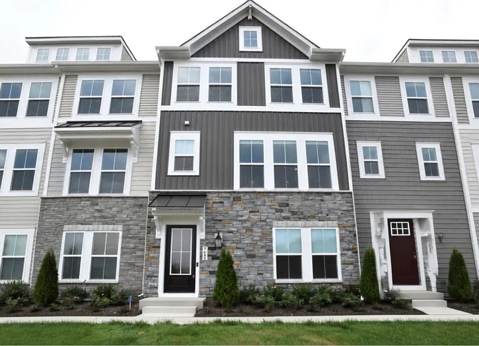 9604 Blue Ash Aly