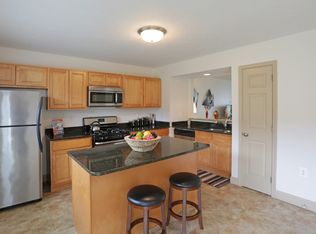 370 Kristy Ln, Harrisburg, PA 17111
