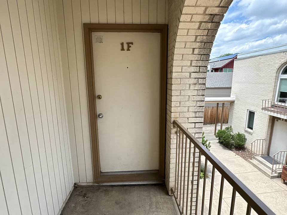1812 Canyon Blvd #1F