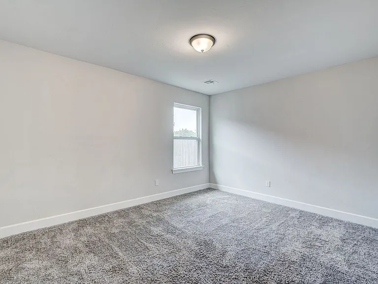 19804 Canning Ct — Photo 36
