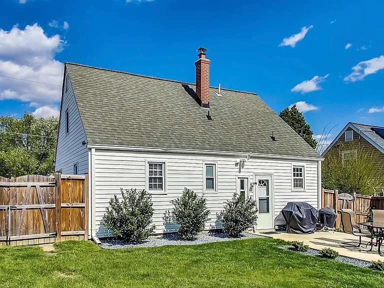 Byrd Ln — Photo 8