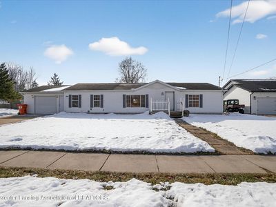 1301 W South St, Owosso, MI, 48867